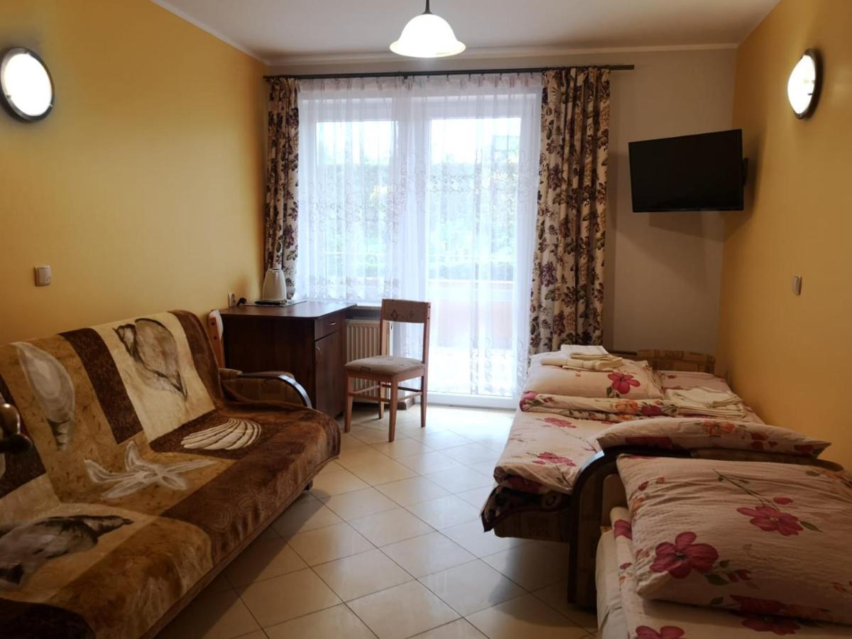 Pokoje Goscinne Draga Władysławowo Exterior foto